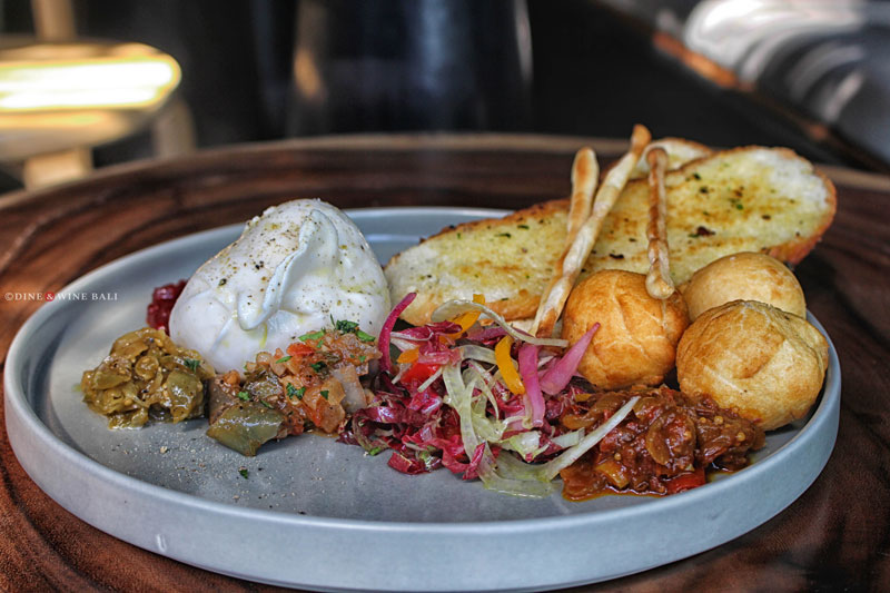 Dine & Wine Bali Best Restaurants & Culinary Guide Bali Spotlight Foodies Notes Review Dumbo Ubud Vegan Vegetarian Cuisine Burrata