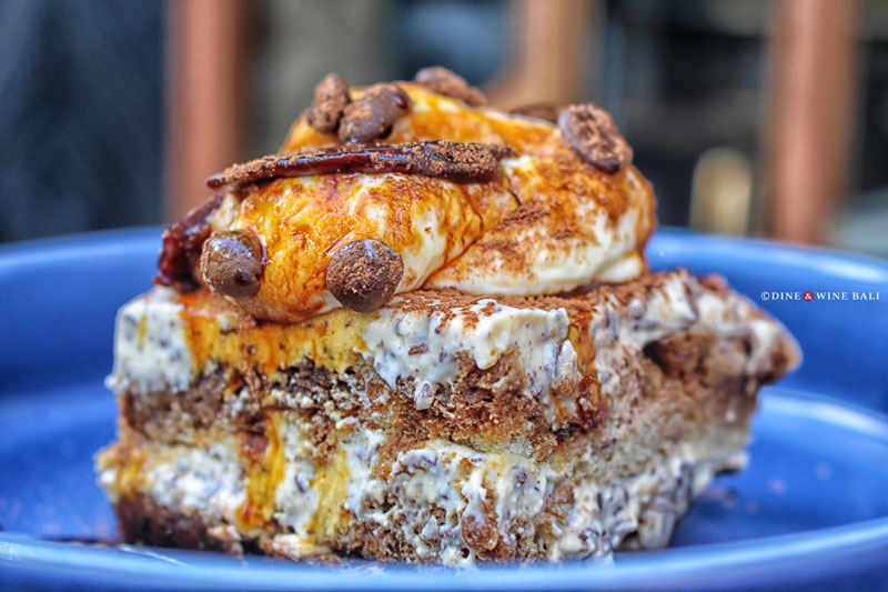 Dine & Wine Bali Best Restaurants & Culinary Guide Bali Spotlight Foodies Notes Review Dumbo Ubud Vegan Vegetarian Cuisine  Tiramisu Ti Remix U