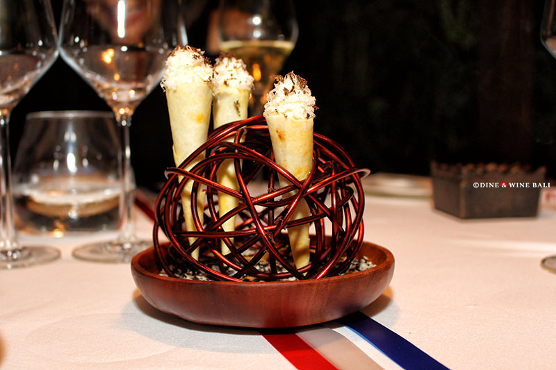 Dine & Wine Bali Best Restaurants & Culinary Guide Bali Spotlight Foodies Notes Review Black Truffle Dinner Mozaic Restaurant Ubud Mushroom Cornetto with Truffle Cream